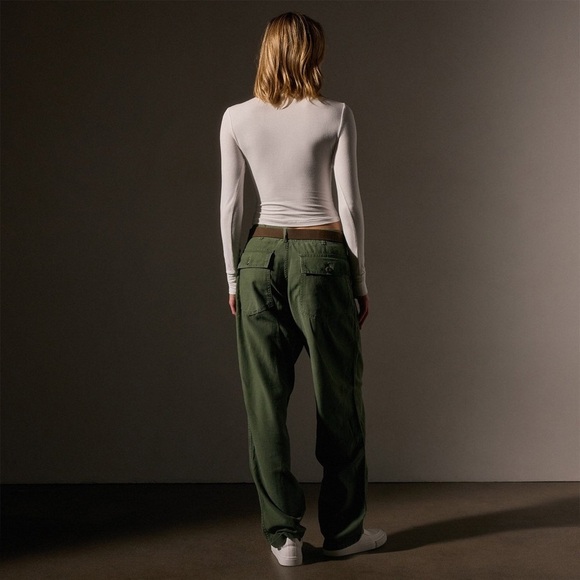 JAMES PERSE LONG SLEEVE CROPPED TEE; NWT SIZE 2 - Picture 7 of 8